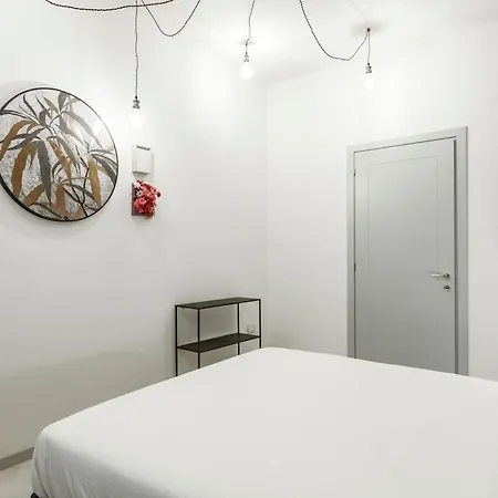 Host4u - Tresanda In Center Apartment Brescia