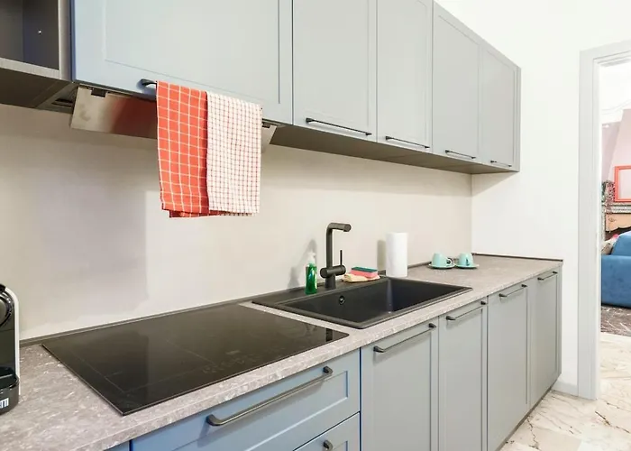 Host4u - Tresanda In Center Apartment Brescia