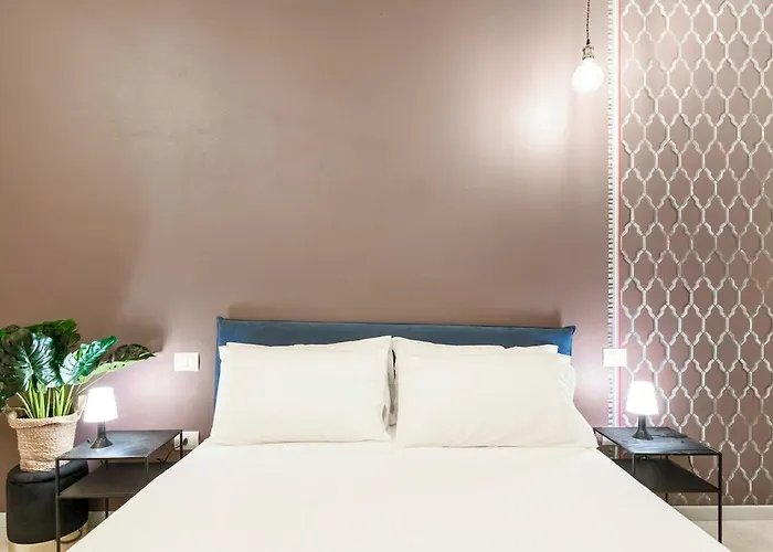 Host4u - Tresanda In Center